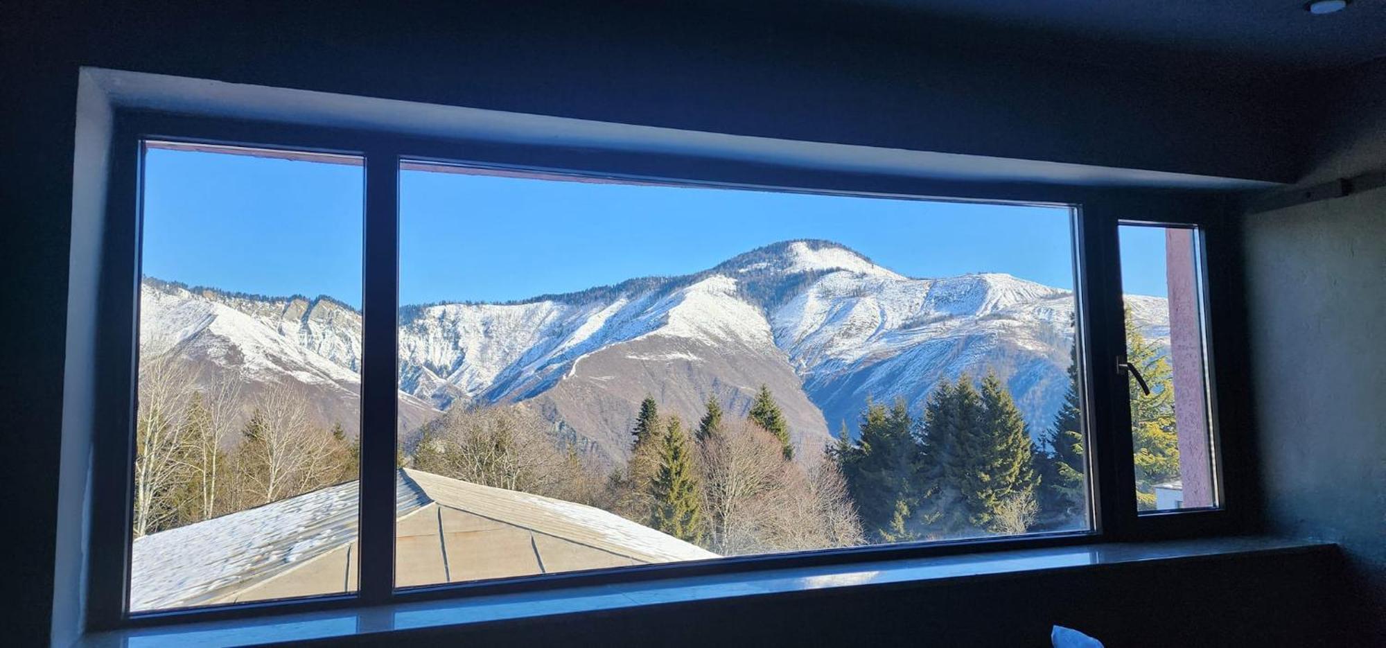 Mountain Resort Gantiadi 博尔若米 外观 照片